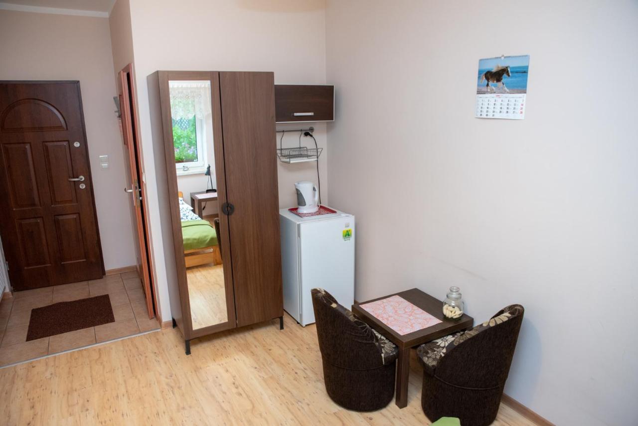 Agroturystyka Pod Modrzewiami Nowy Tomysl Exterior photo
